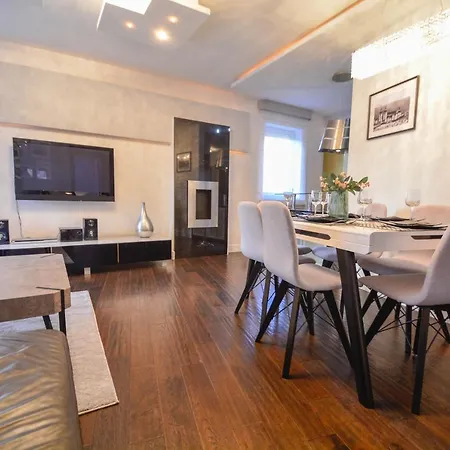 Bryza - Chelmonskiego - Parking - Centrum Apartment *