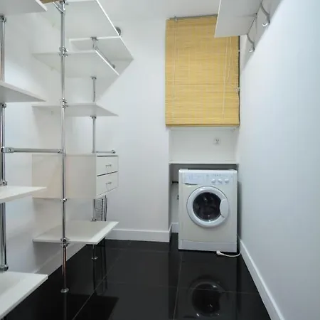 Osiedle Na Chelmonskiego - Parking - Apartamenty Bryza Daire