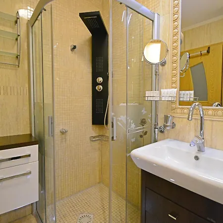 Osiedle Na Chelmonskiego - Parking - Apartamenty Bryza Swinoujscie