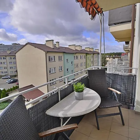 Osiedle Na Chelmonskiego - Parking - Apartamenty Bryza