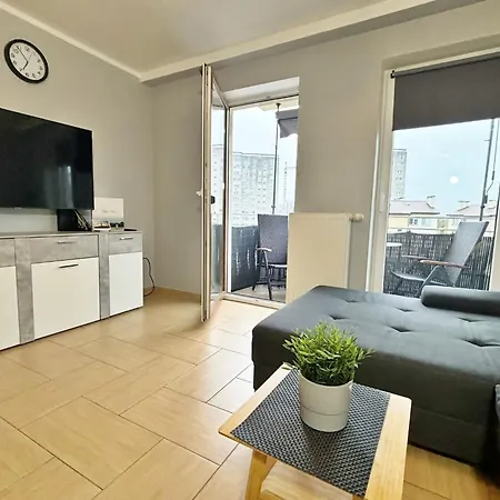 Osiedle Na Chelmonskiego - Parking - Apartamenty Bryza Swinoujscie